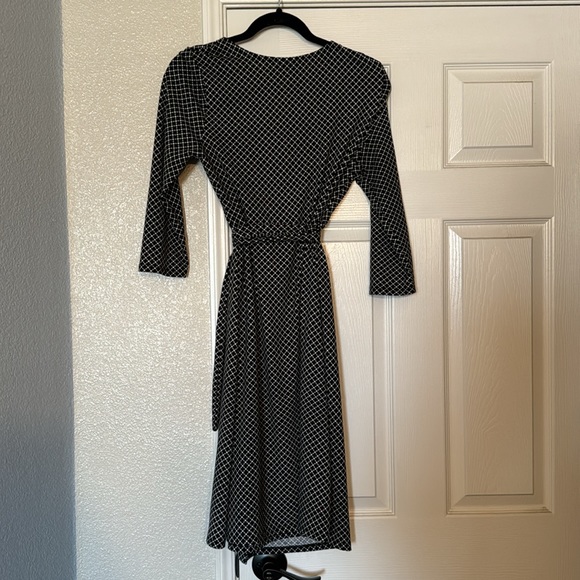 Lularoe Michelle Dress - Picture 3 of 6